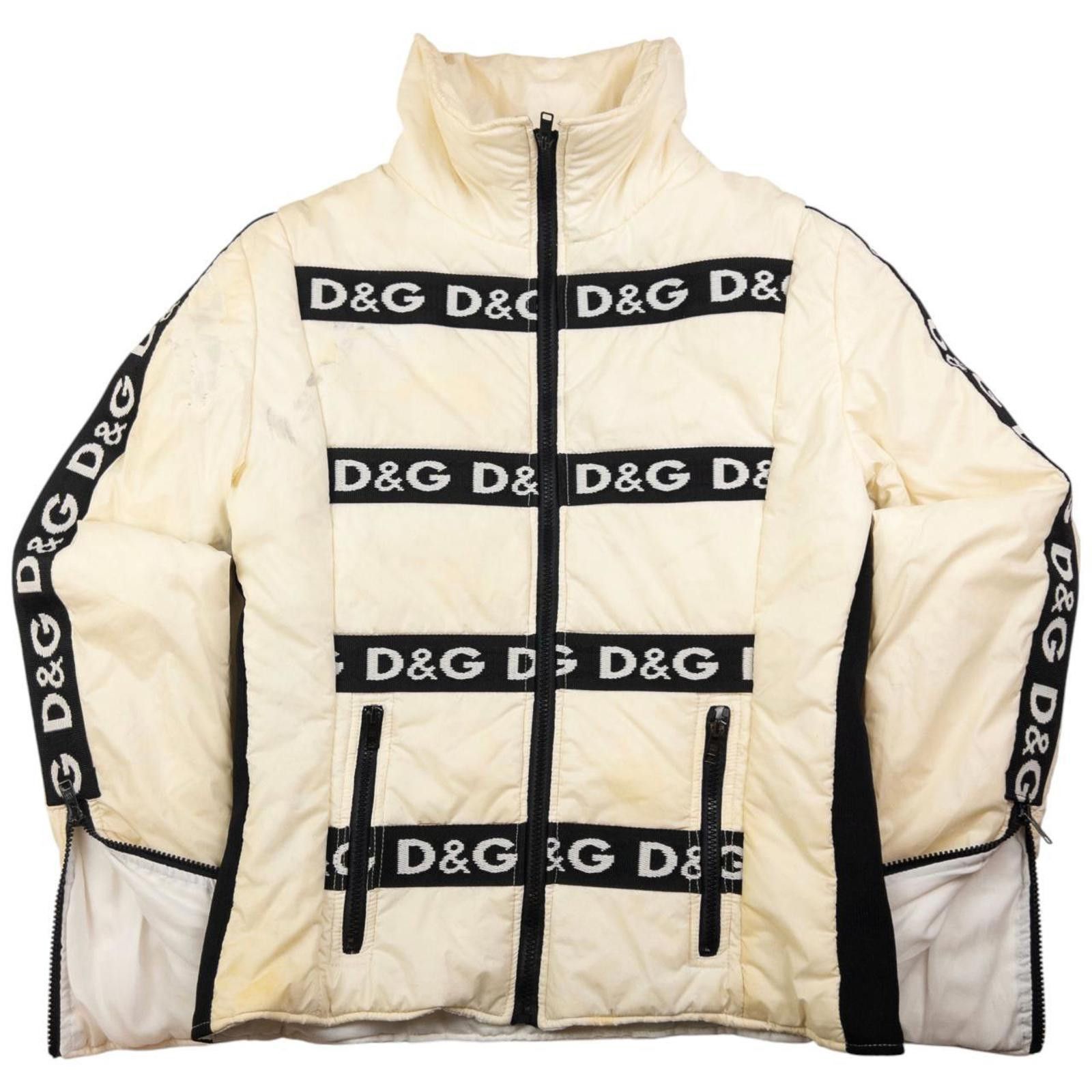 Dolce & Gabbana Vintage Dolce & Gabbana Puffer Jacket Womens Size M Size M / US 6-8 / IT 42-44 - 3 Thumbnail