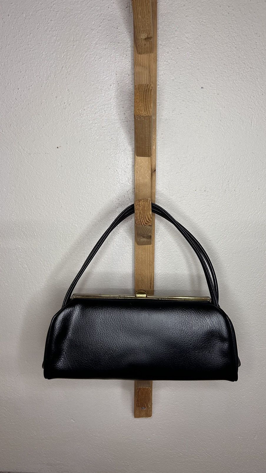 Vintage Classic Mini Black Leather Bag Size ONE SIZE - 1 Thumbnail