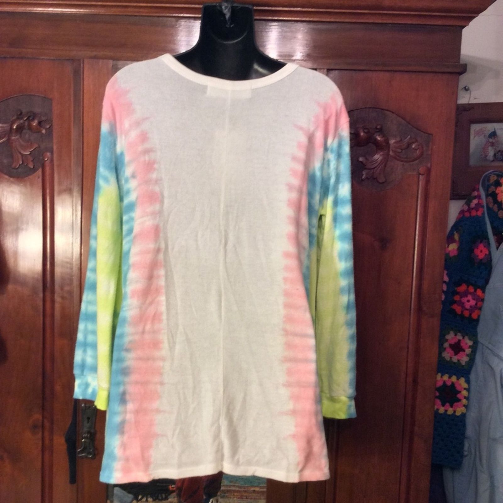 Vintage Havana NWT VINTAGE HAVANA HAWAII ALOHA FUZZY SWEATSHIRT TOP S Size S / US 4 / IT 40 - 3 Thumbnail
