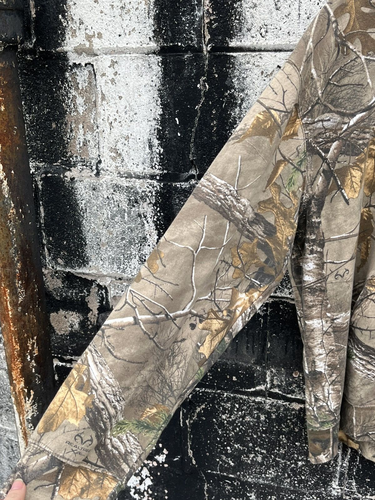 Carhartt Realtree camo boxy fit blank hoodie skater streetwear hype Size US XL / EU 56 / 4 - 5 Thumbnail