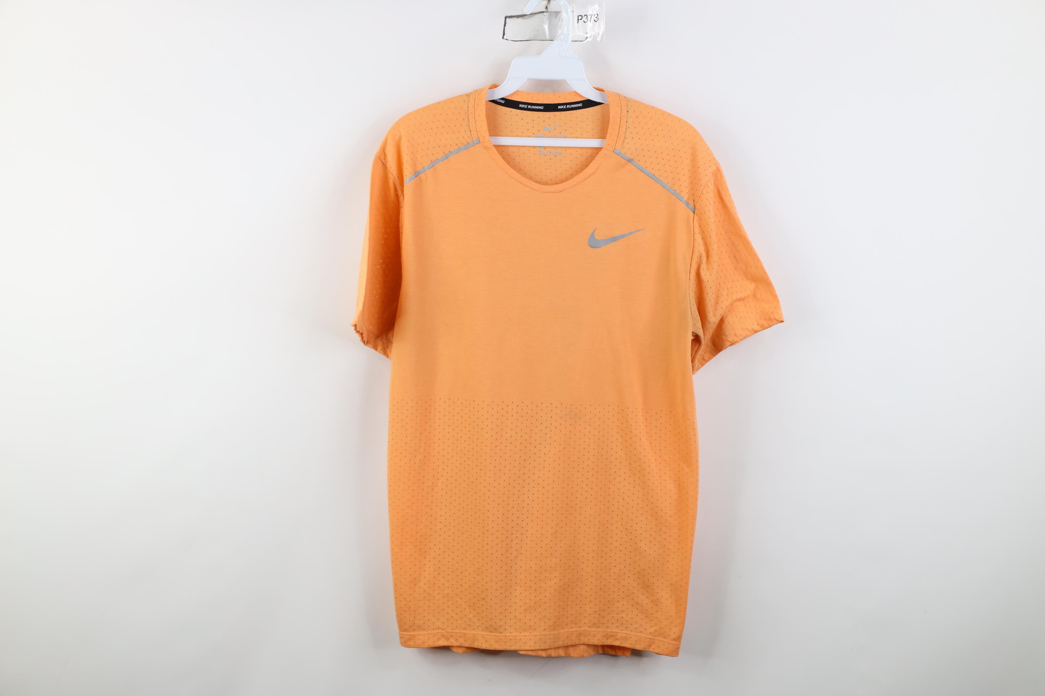 Nike Nike Running Breathe 365 Mesh Short Sleeve T-Shirt Size US M / EU 48-50 / 2 - 1 Thumbnail