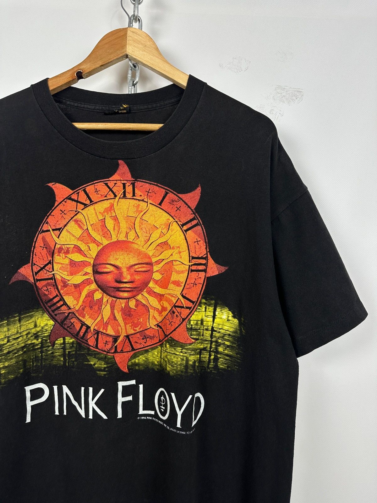 Band Tees 1994 Vintage Pink Floyd North American Tour Brockum T-Shirt Size US XL / EU 56 / 4 - 6 Thumbnail