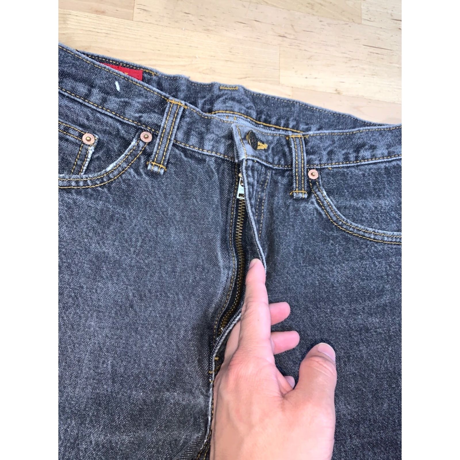 Edwin VINTAGE Edwin Denim Short Jorts Cut Off Mens 32 Black Raw Hem 6.5in 90s Punk Rock USA Skate Jeans Shorts Mens Size US 32 / EU 48 - 4 Thumbnail