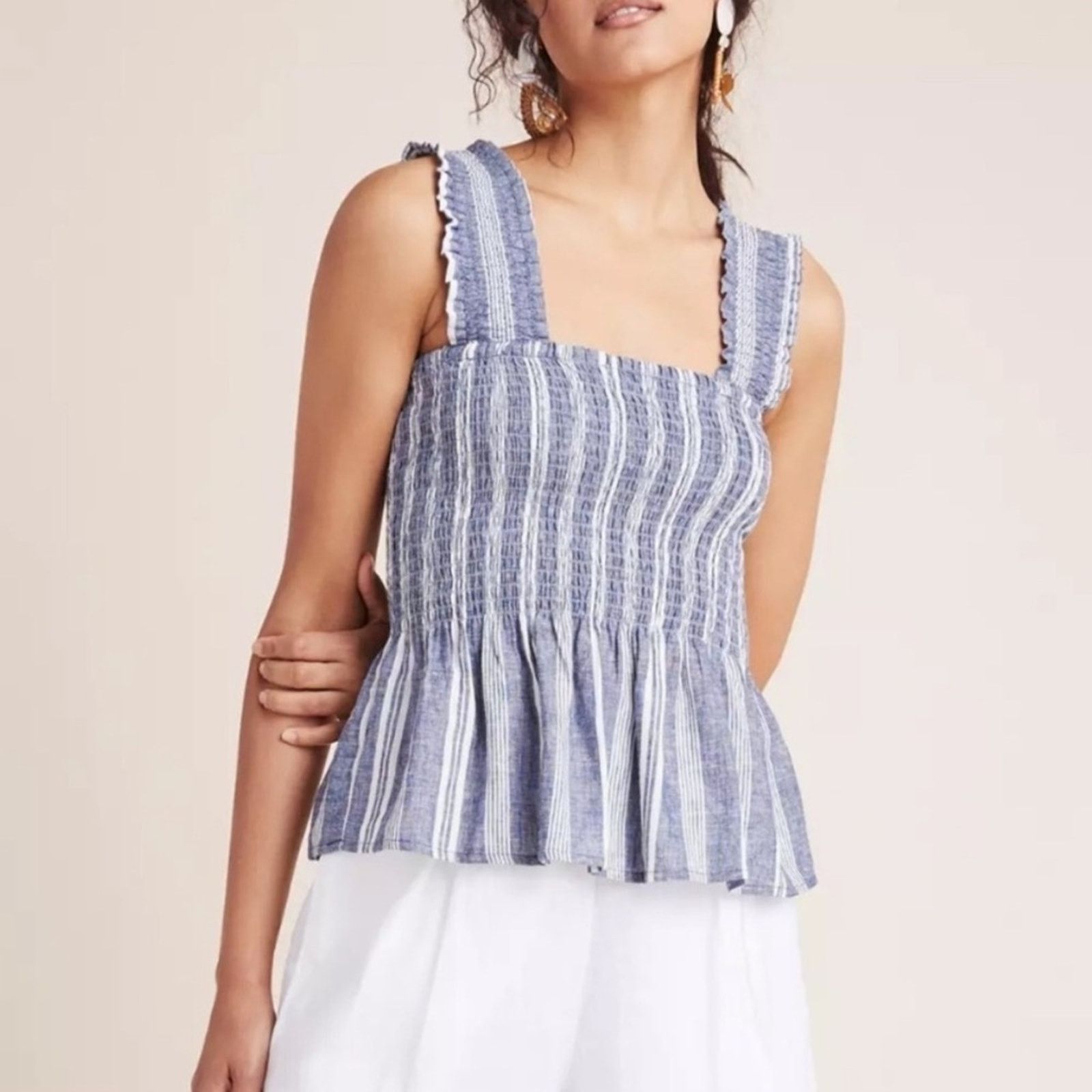Anthropologie Anthropologie Maeve Schuyler Smocked Blue & White Top Sz M Size M / US 6-8 / IT 42-44 - 1 Thumbnail