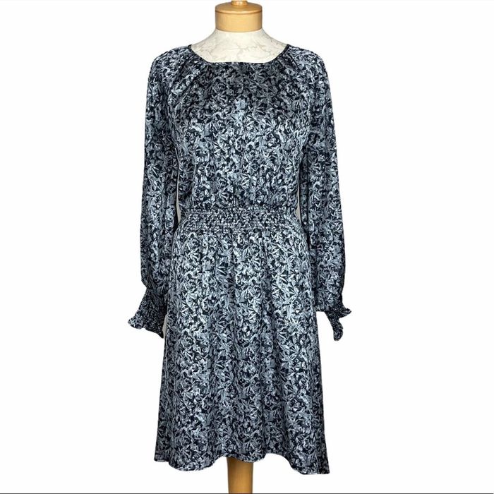 Halston H by Halston Long Sleeve Leaf Print Dress Gray M | Grailed