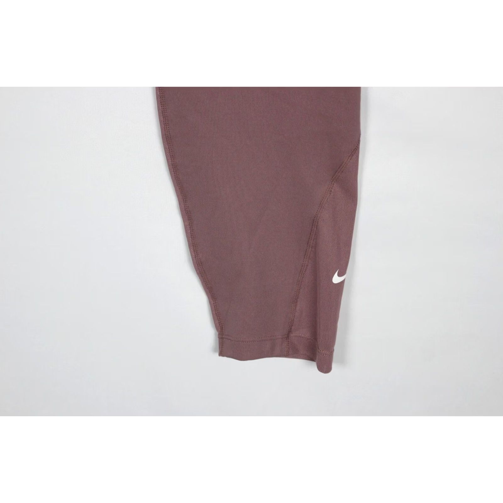 Nike Nike One Women's High Waisted 7/8 Leggings with Pockets L Mauve DV9020 208 Size 36" / US 14 / IT 50 - 5 Thumbnail