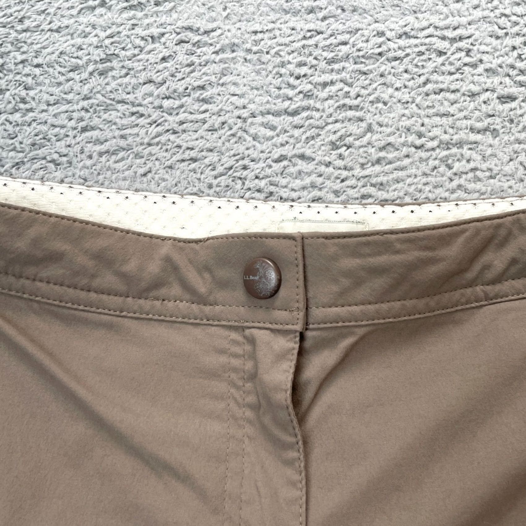 Vintage L.L. Bean Pants Womens Brown Capri Nylon Stretch Hiking Ripstop Mid Rise Size 40" / US 18 - 7 Thumbnail