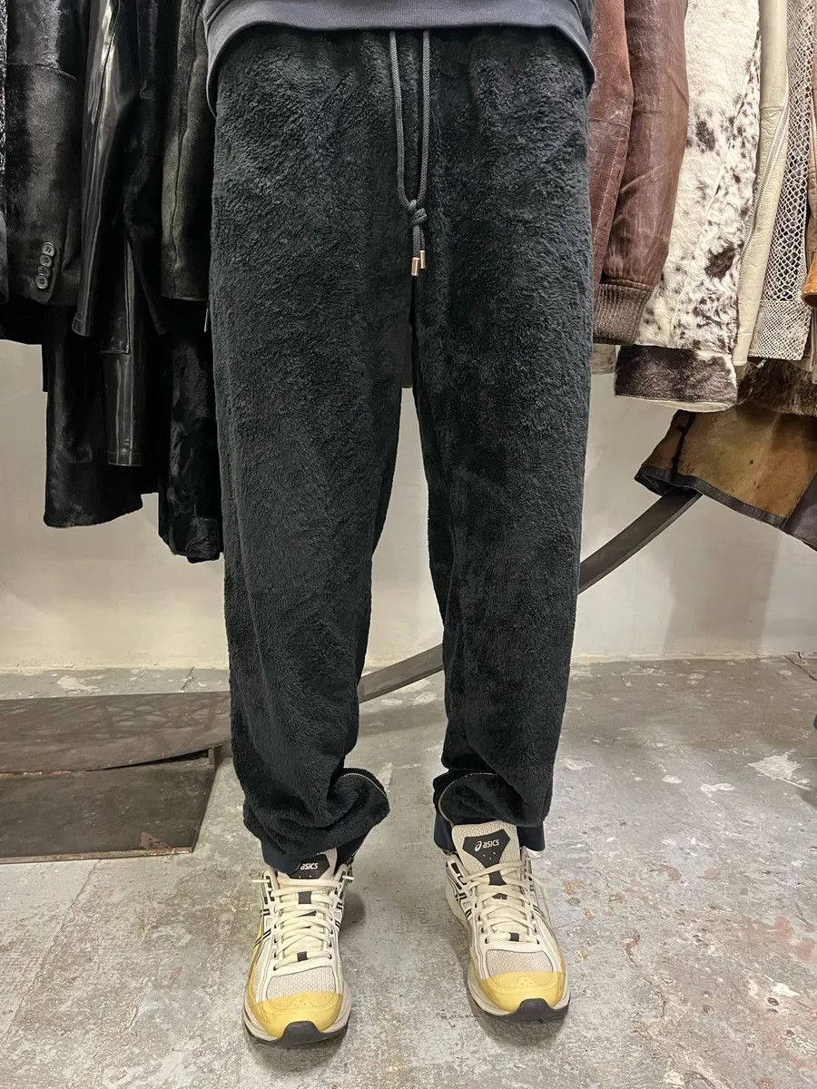 Dolce & Gabbana AW2010 Dolce & Gabbana Fleece Black Plushed Jogger Size US 32 / EU 48 - 2 Thumbnail
