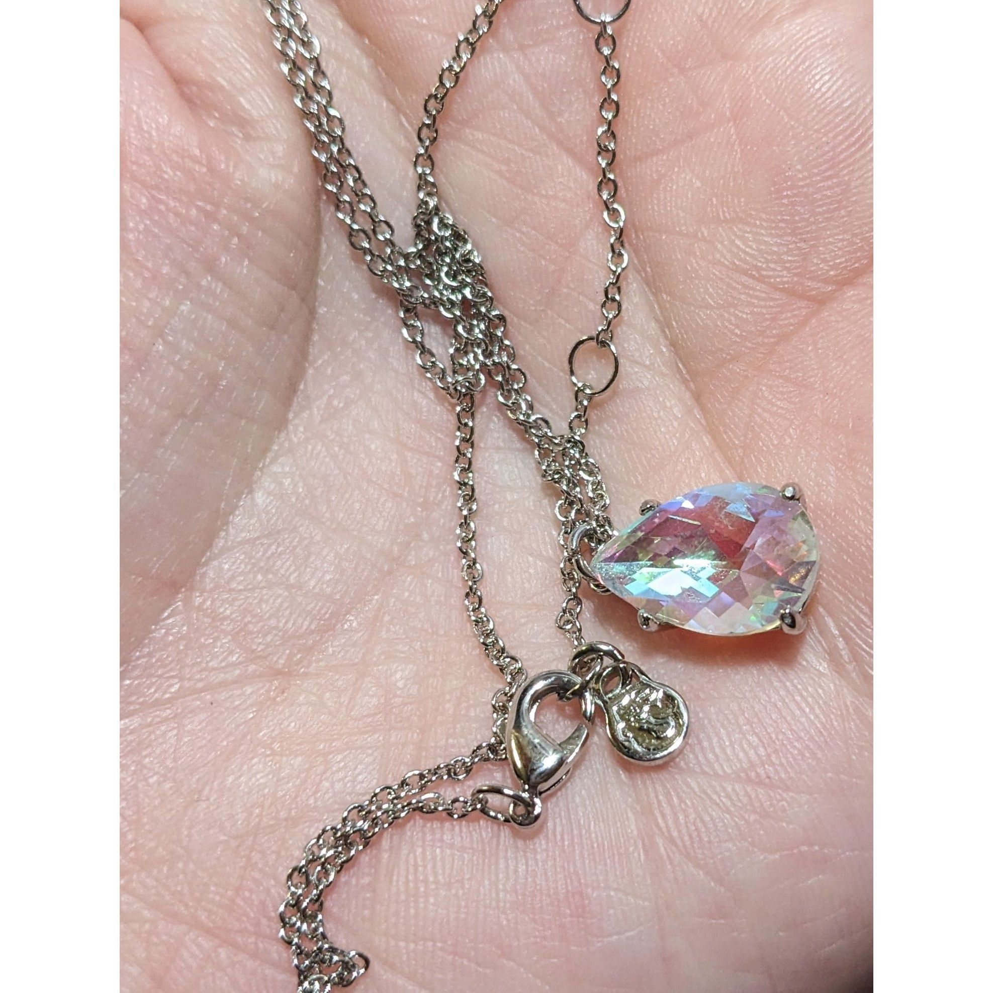 Other Whimsical Elegant Aurora Borealis Teardrop Pendant Necklace Size ONE SIZE - 8 Thumbnail