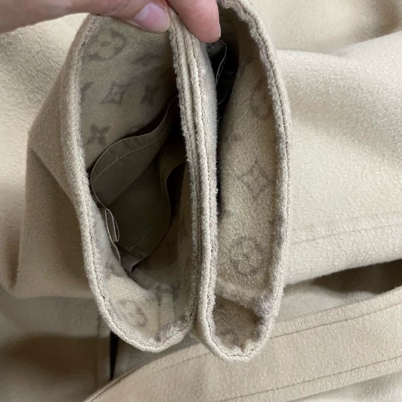Louis Vuitton Louis Vuitton Khaki full print coat Size XXS / US 00 / IT 34 - 6 Thumbnail