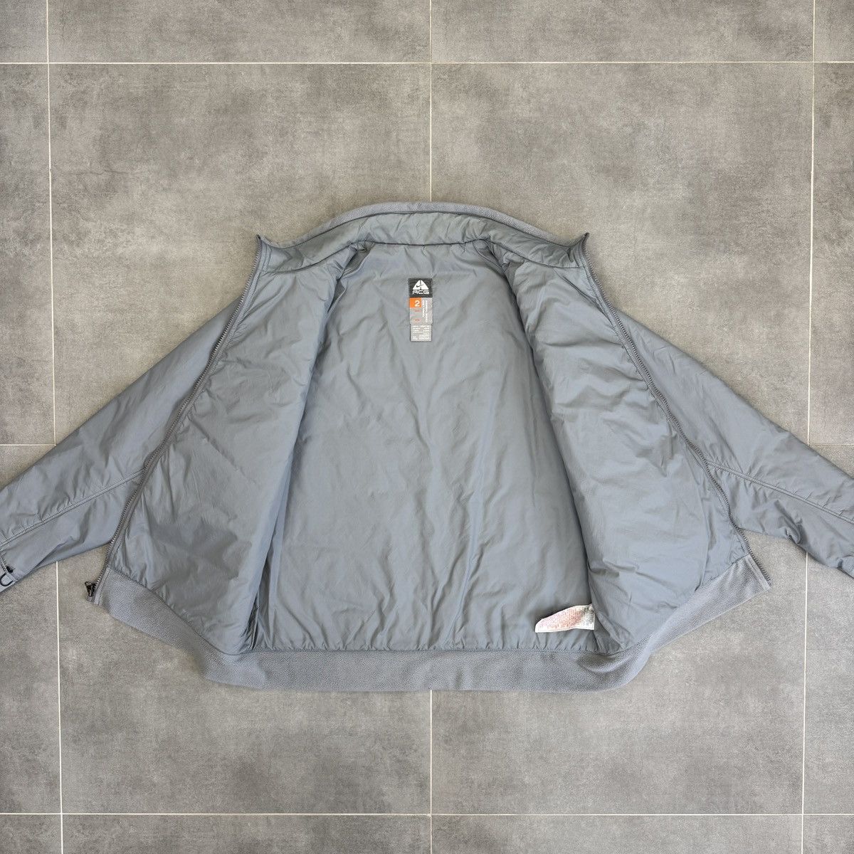 Nike ACG Vintage Nike ACG Insulated Nylon Jacket Gray Men Size XL Size US XL / EU 56 / 4 - 9 Thumbnail