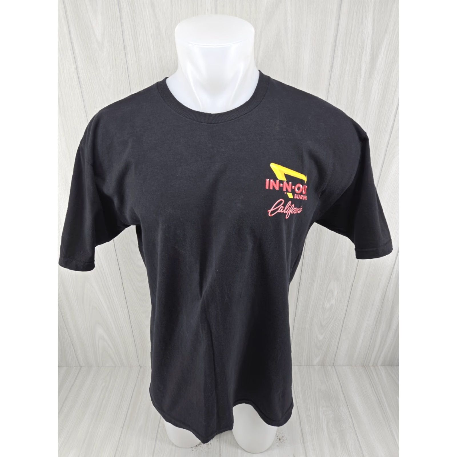 Vintage In-N-Out Burger T Shirt Large Black California Graphic Shirt Mens Size US L / EU 52-54 / 3 - 3 Thumbnail