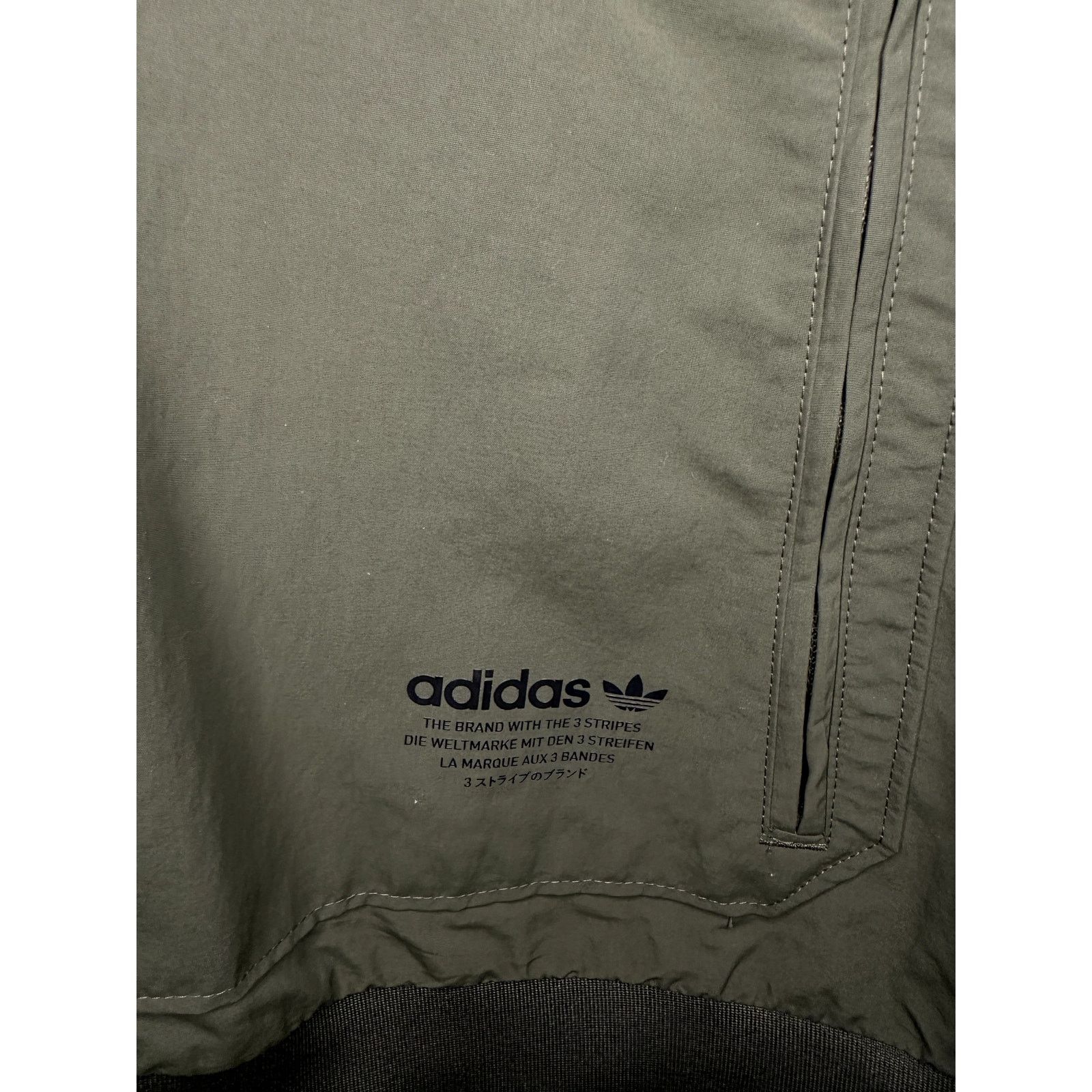Adidas *RARE* Adidas Originals Glanz Bomber Jacket Army Green M Size US M / EU 48-50 / 2 - 7 Thumbnail