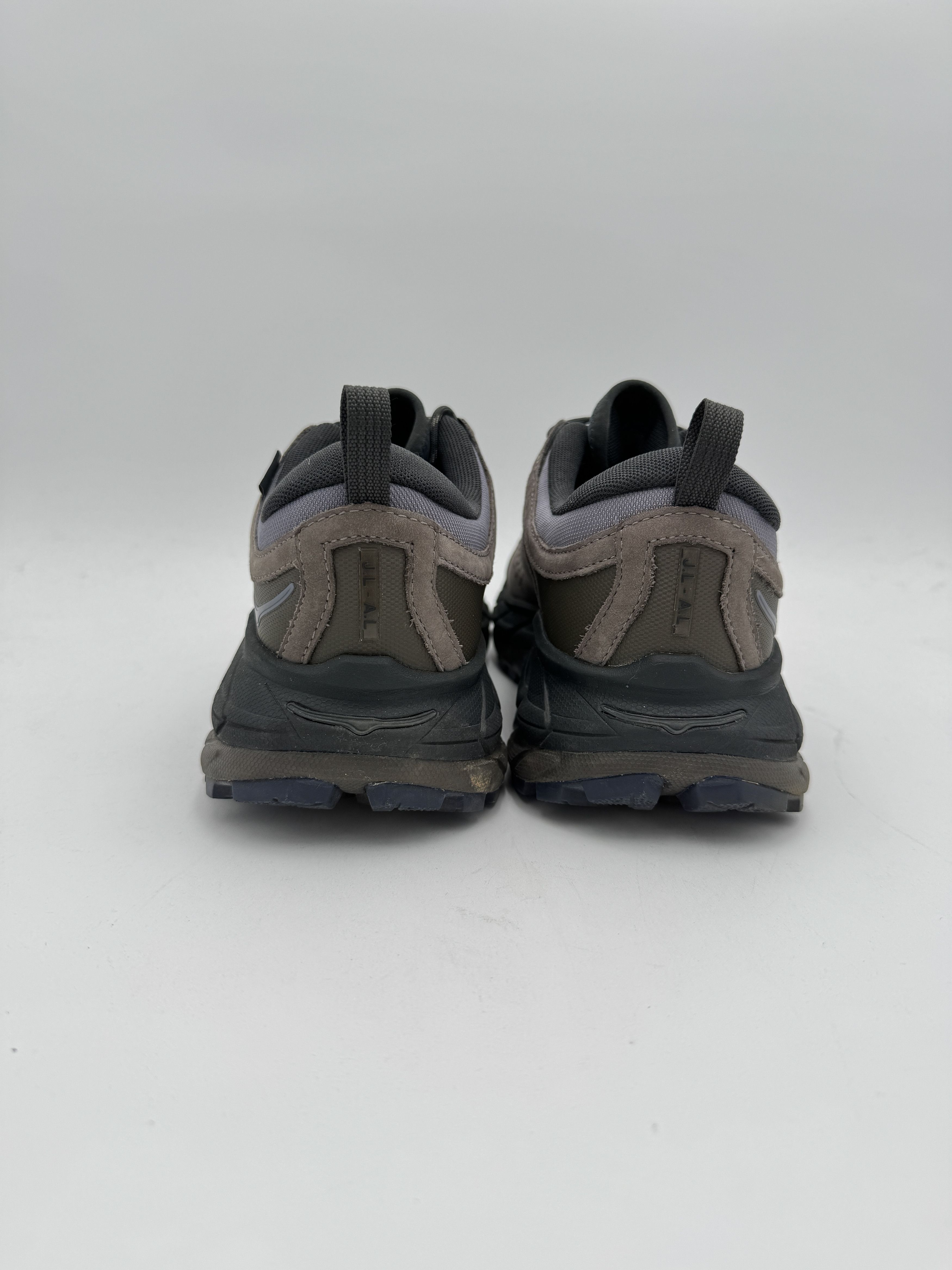 Hoka × _J.L-A.L_ JLAL Hoka One One Tor Ultra Low Dune Gray Size US 11 / EU 44 - 3 Thumbnail