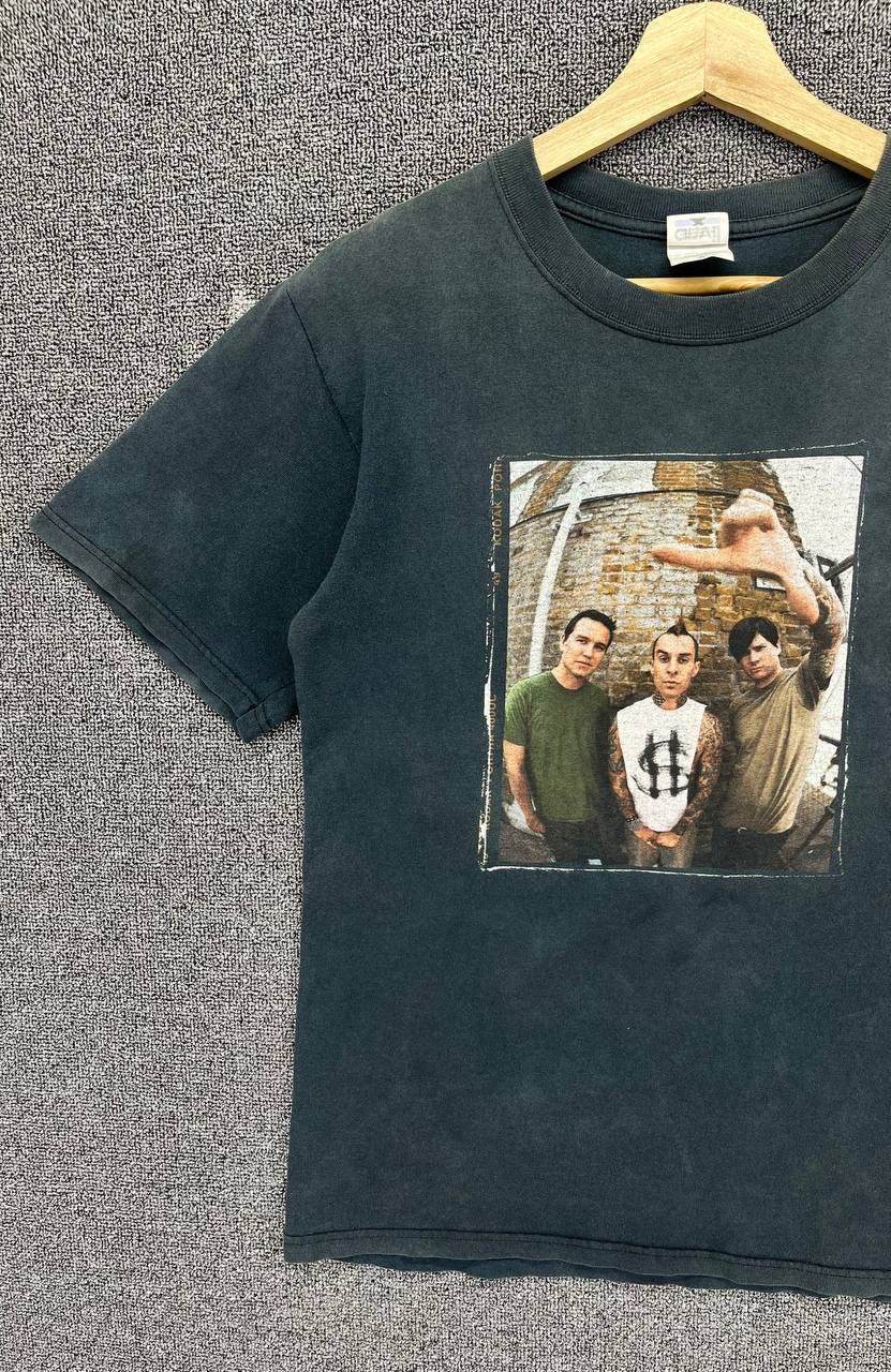 Band Tees Vintage Blink 182 Punk Rock Band Tees T Shirts Size US S / EU 44-46 / 1 - 3 Thumbnail