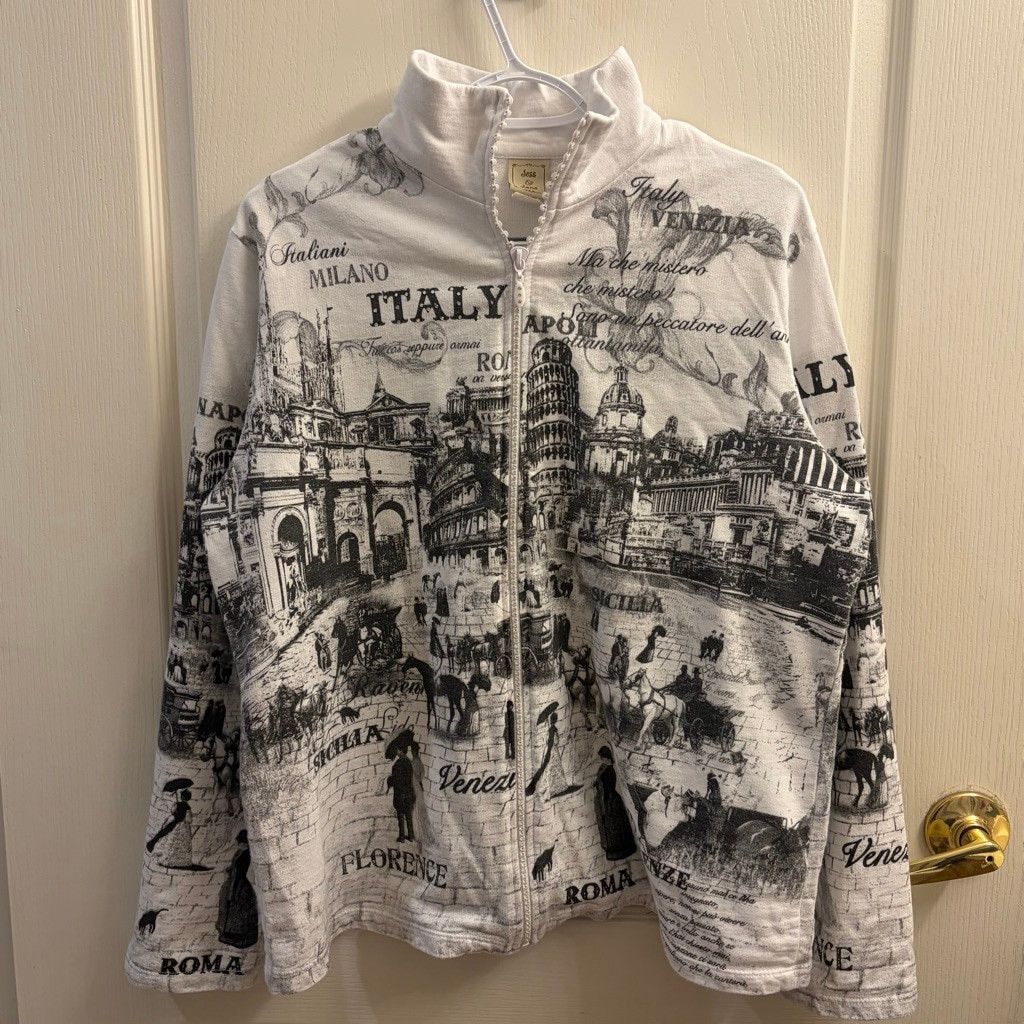 John Galliano John Galliano Style Italian all over gazette print Zip-Up XL Size XL / US 12-14 / IT 48-50 - 1 Thumbnail
