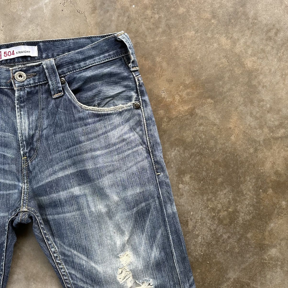 Levi's Vintage Levi’s 504 Sick Distressed Faded Denim Jean Pant W32 Size US 32 / EU 48 - 5 Thumbnail