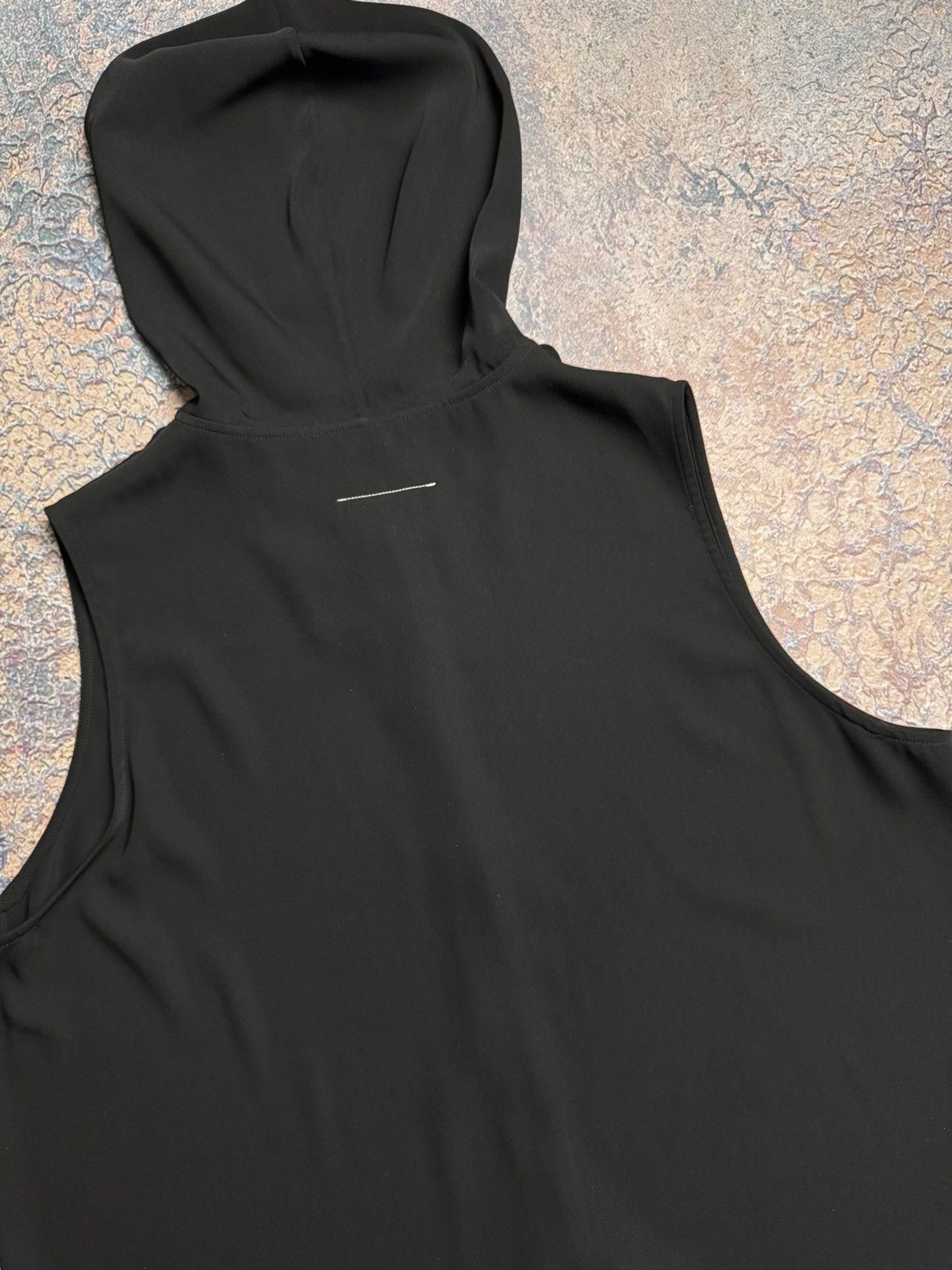 Maison Margiela Vest Maison Margiela MM6 tee t-shirt Y2K Size US L / EU 52-54 / 3 - 16 Thumbnail