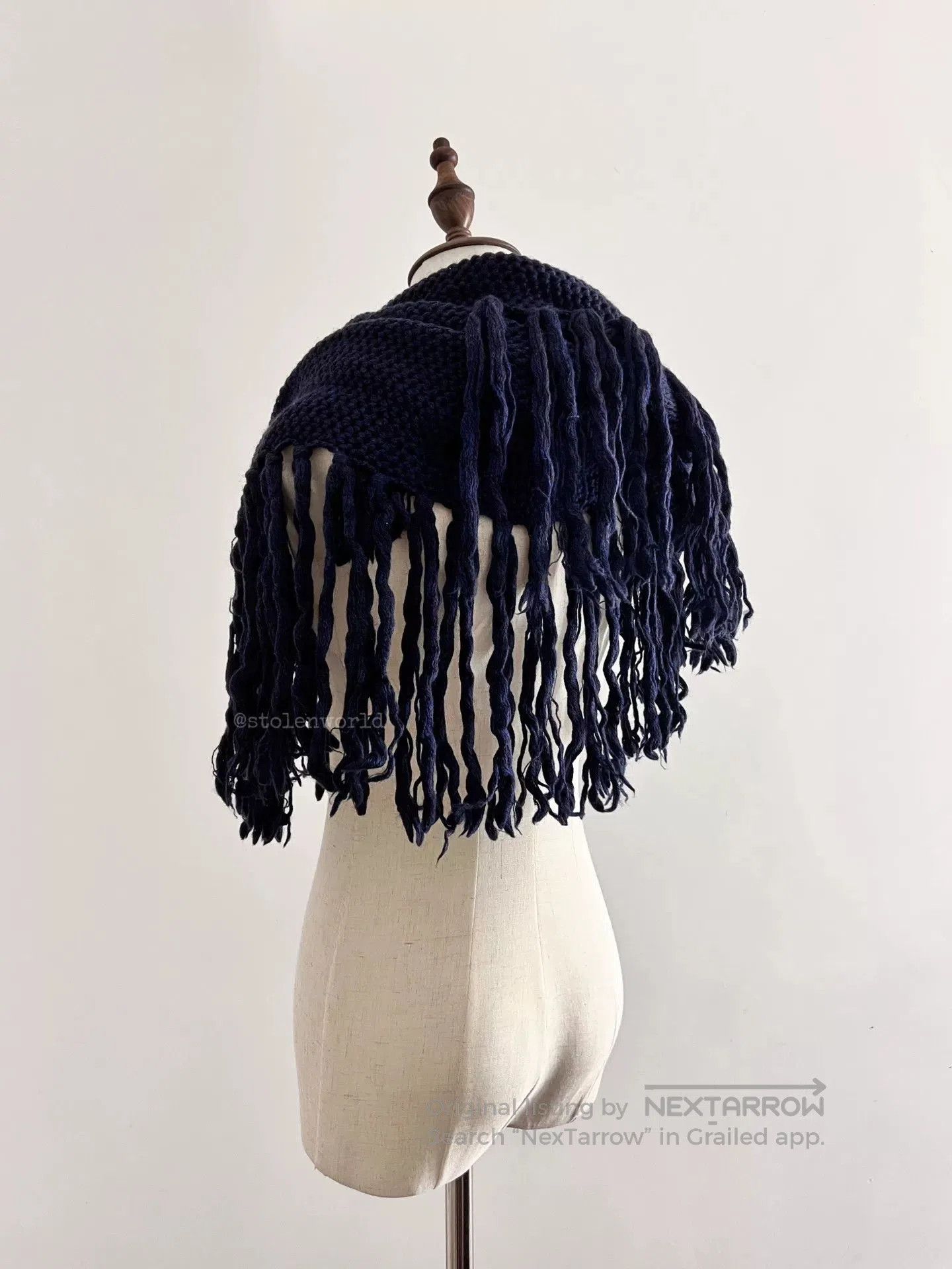 Y's soft wool fringed shawl in navy blue. Size ONE SIZE - 4 Thumbnail