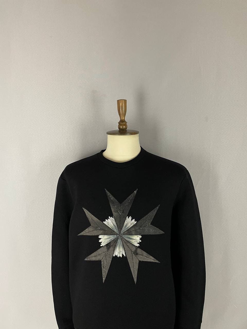 Neil Barrett Neil Barrett Crewneck Sweatshirt Black Size US XXL / EU 58 / 5 - 2 Thumbnail