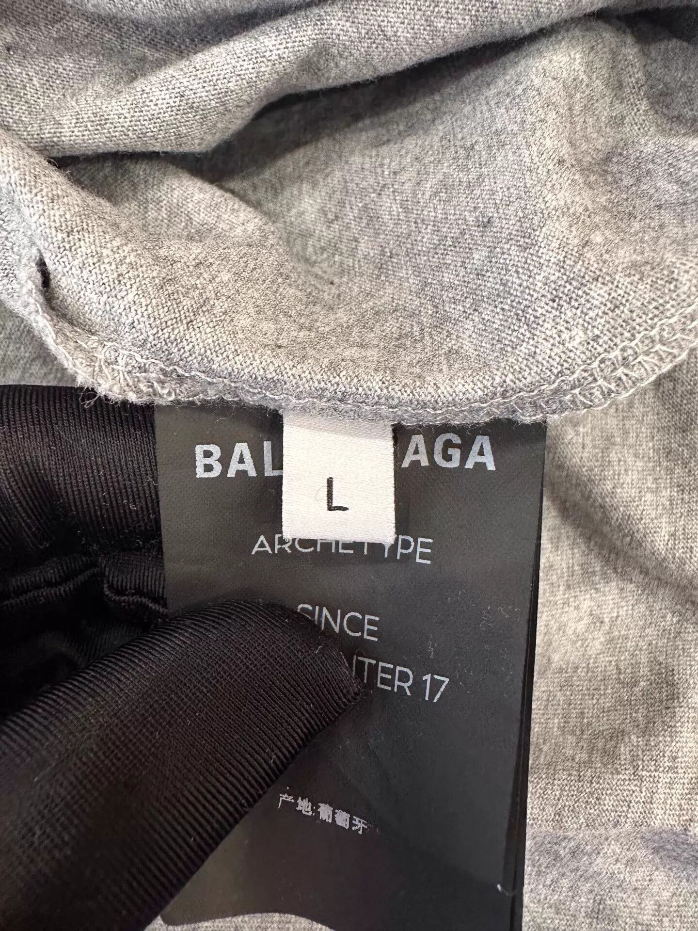 Balenciaga Balenciaga men's gray short sleeve tee black logo print L Size US L / EU 52-54 / 3 - 6 Thumbnail