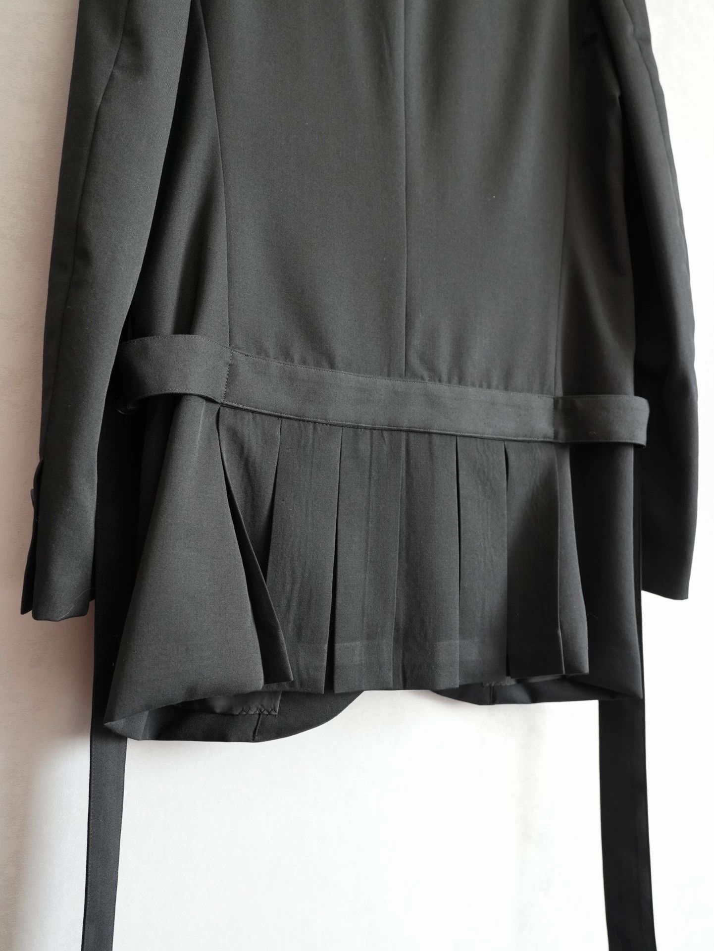 Yohji Yamamoto Yohji Yamamoto 23SS J74 Size 3 Pleated Tie-Waist Wool Size US L / EU 52-54 / 3 - 6 Thumbnail