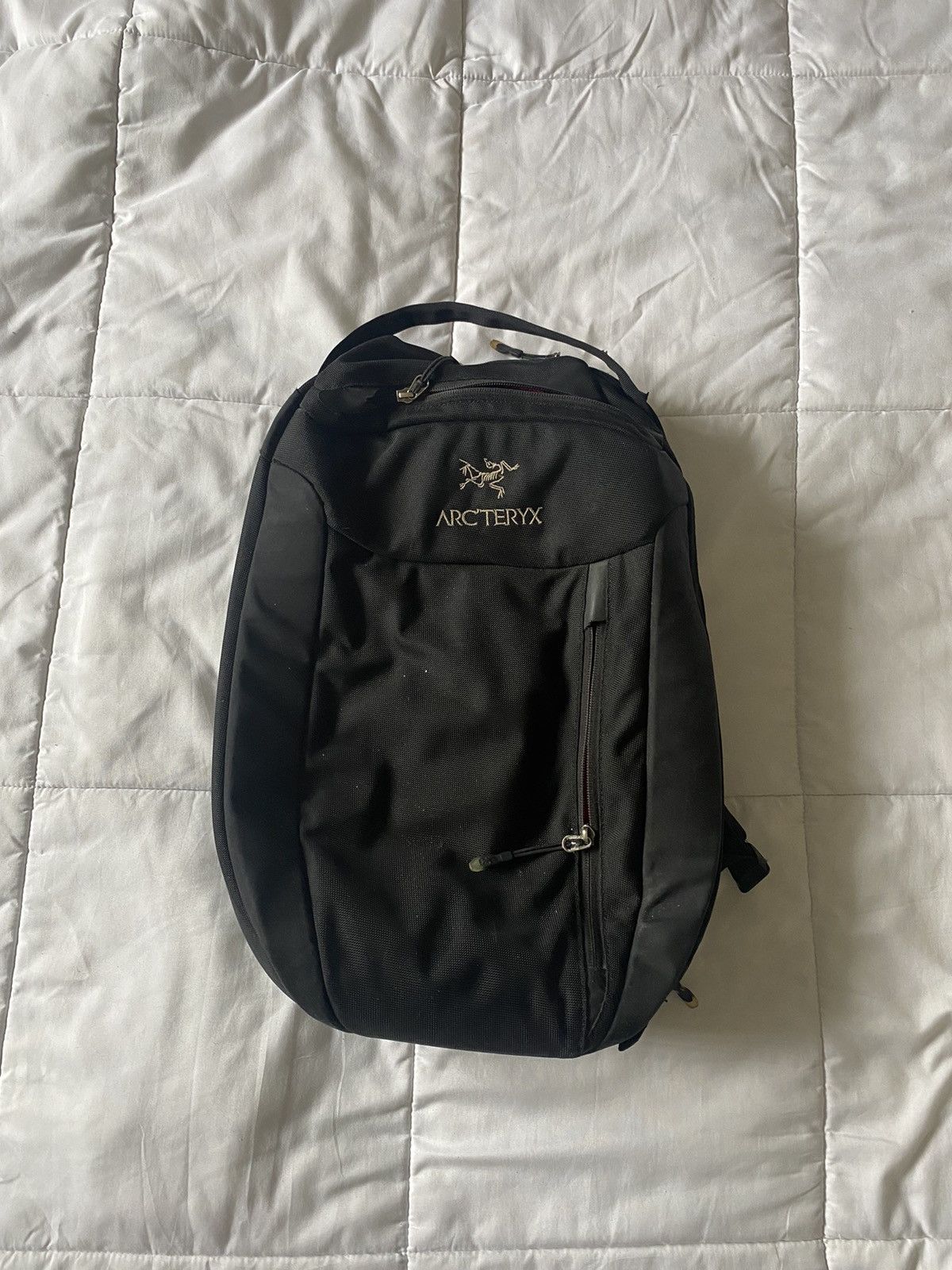 Arc'Teryx Arc’Teryx Blade 24 Black Backpack | Grailed