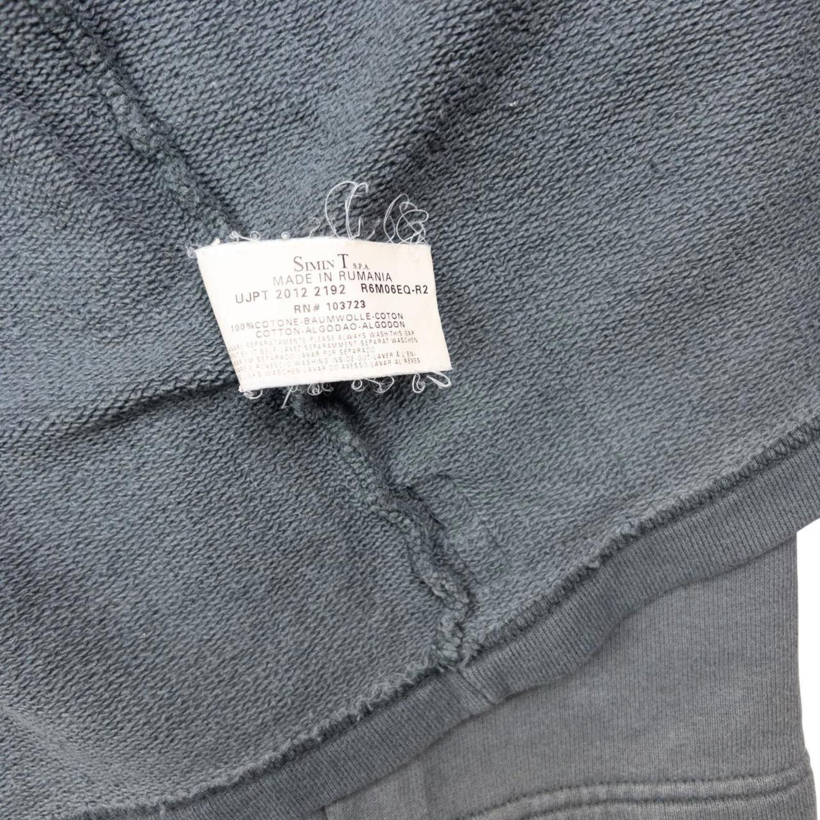 Designer Vintage Armani Jeans Zip Up Sweatshirt Size M Size US M / EU 48-50 / 2 - 7 Thumbnail
