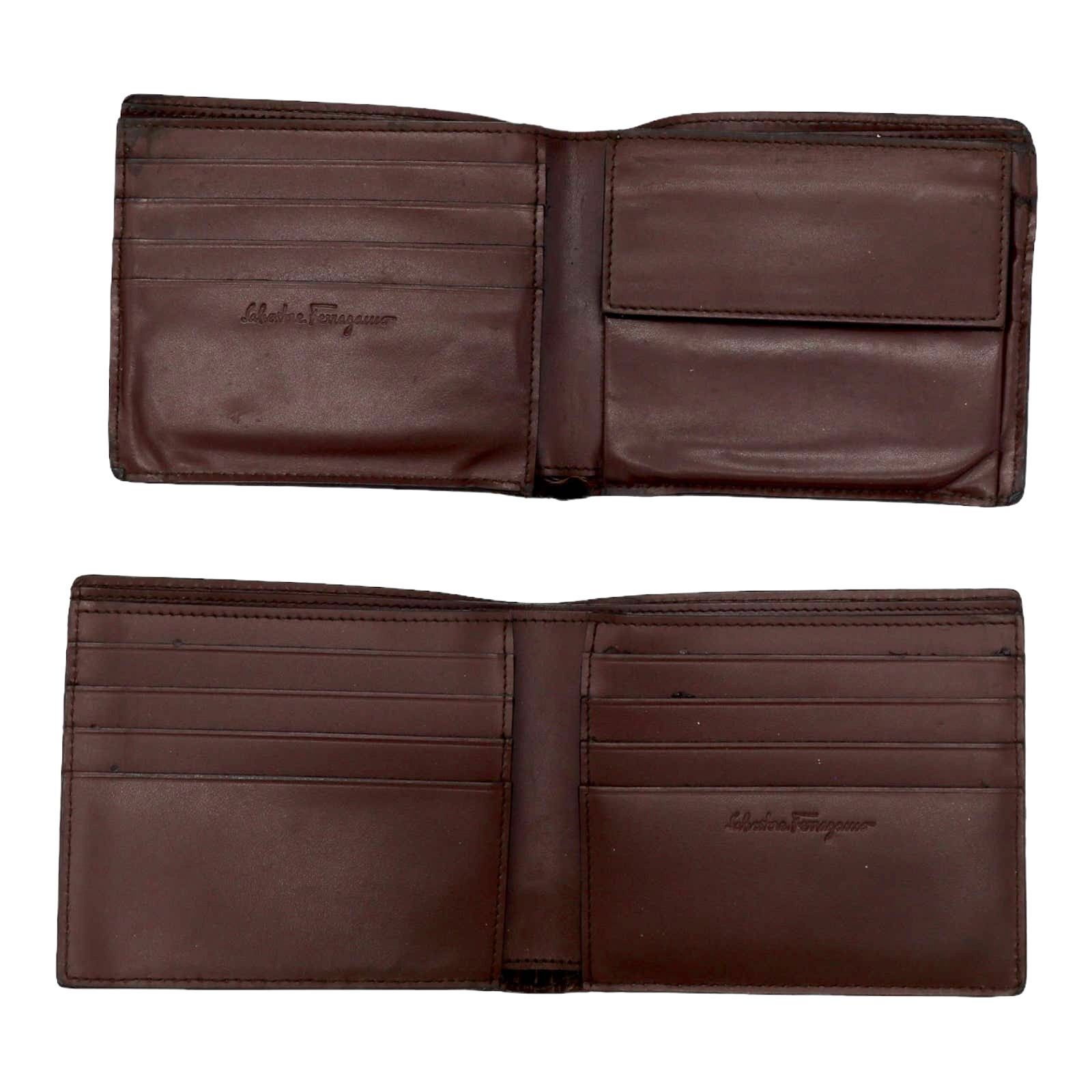 Salvatore Ferragamo 🔴 (JUNK LOT) Ferragamo Bifold Wallets - Gold Gancini Size ONE SIZE - 3 Thumbnail