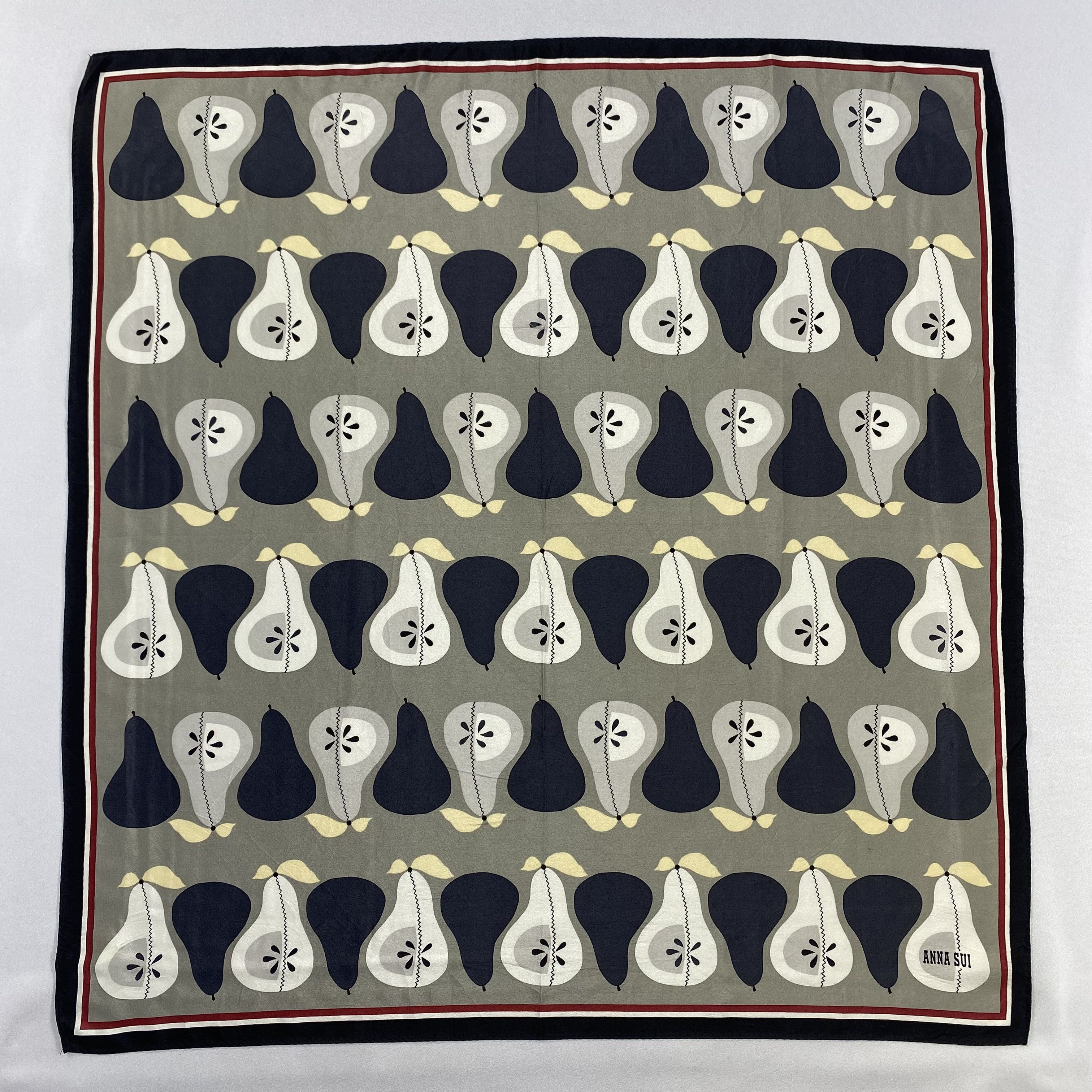 Vintage Anna Sui Bandana/ Handkerchief / Neckerchief-P1924 Size ONE SIZE - 1 Thumbnail