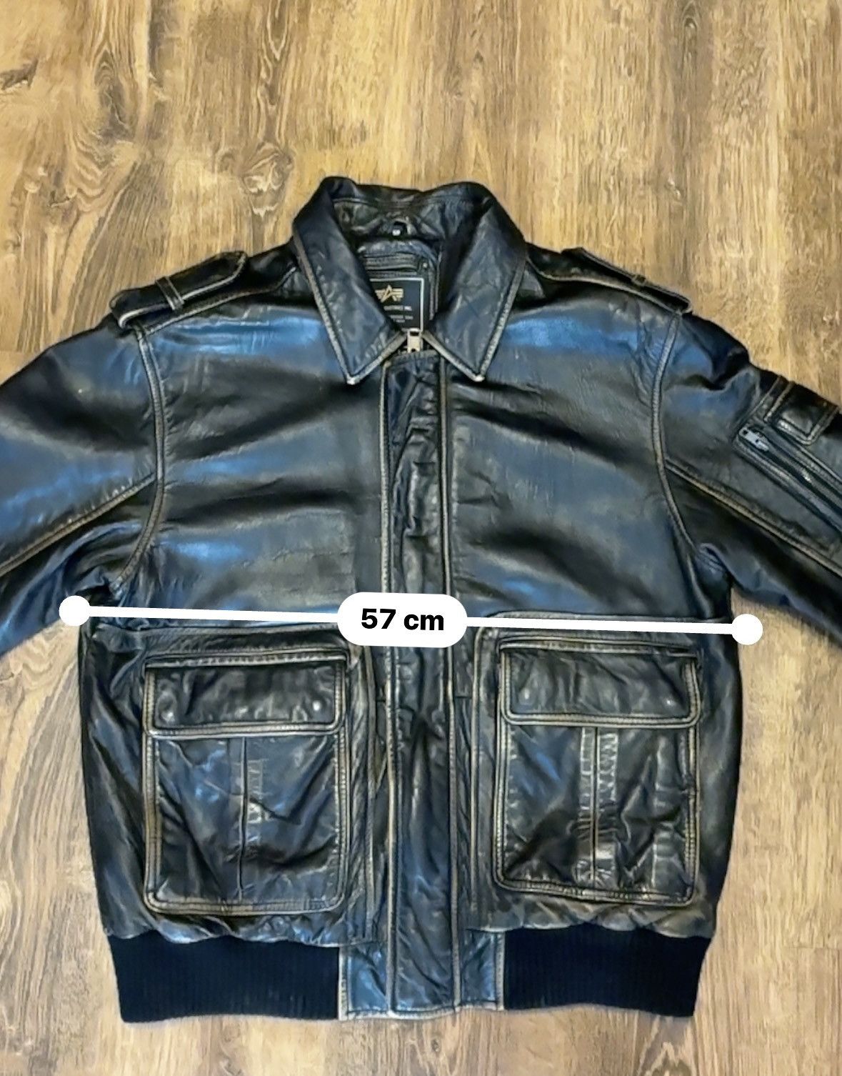 Alpha Industries Alpha Industries Leather Bomber Vintage Military Style Size US L / EU 52-54 / 3 - 7 Thumbnail