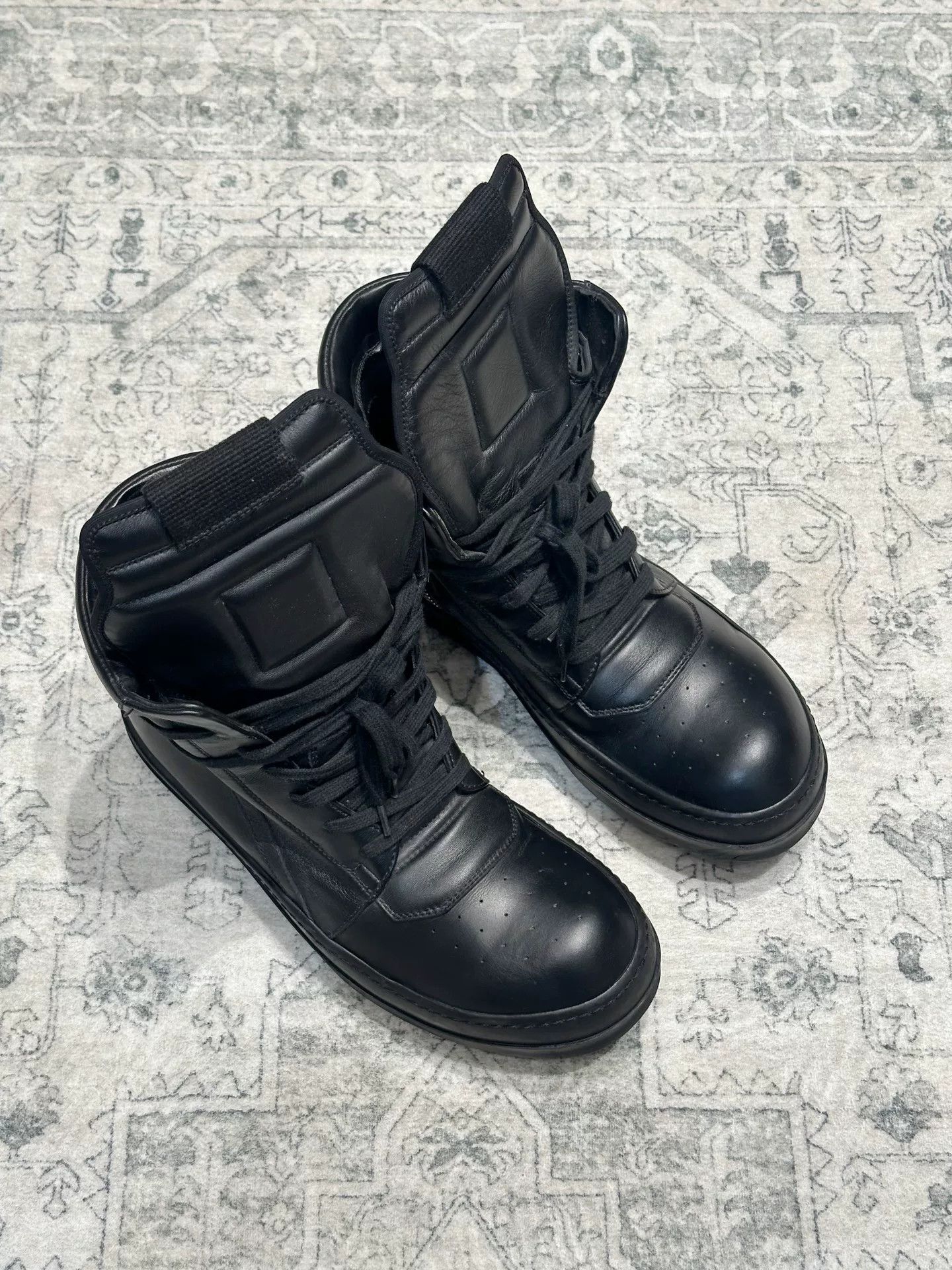 Rick Owens Rick Owens Inverted Triangle Black Leather Size US 8 / EU 41 - 1 Thumbnail