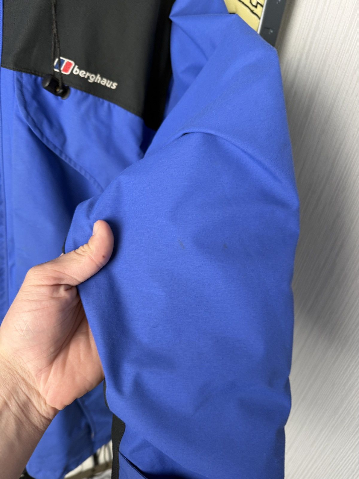 Berghaus Vintage Berghaus Mera Peak Trango Extrem Jacket 90s gore-tex Size US M / EU 48-50 / 2 - 16 Thumbnail