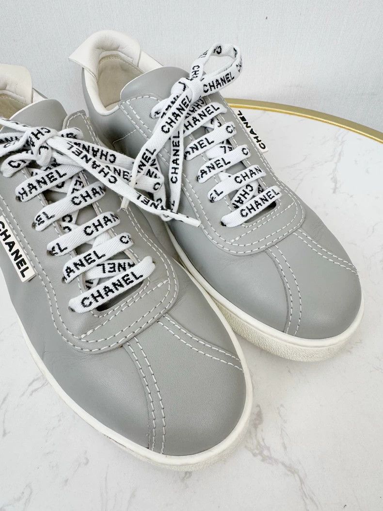 Chanel Chanel Casual Sneakers Size 38.5 -2505 Size US 7 / IT 37 - 2 Thumbnail