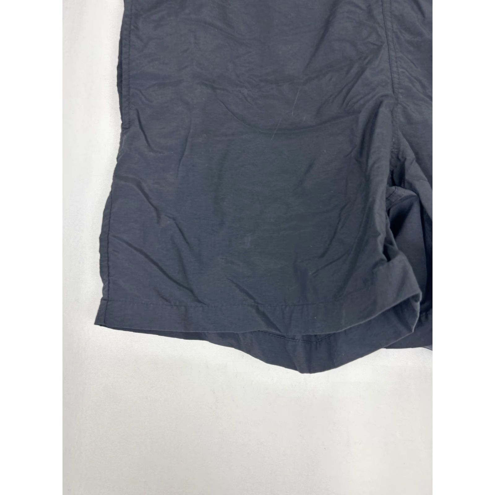 Vintage Columbia Womens Bermuda Shorts Black Nylon Hiking M with Pockets - Regular, Medium Size 32" / US 10 / IT 46 - 2 Thumbnail