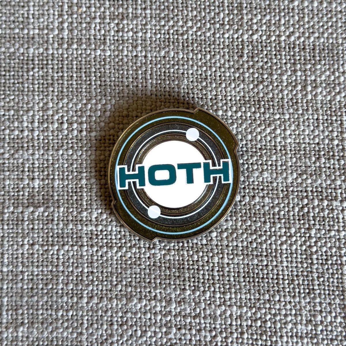 Disney 2011 WDI Star Tours Mystery Pin Collection Hoth LE Star Wars Size ONE SIZE - 1 Thumbnail