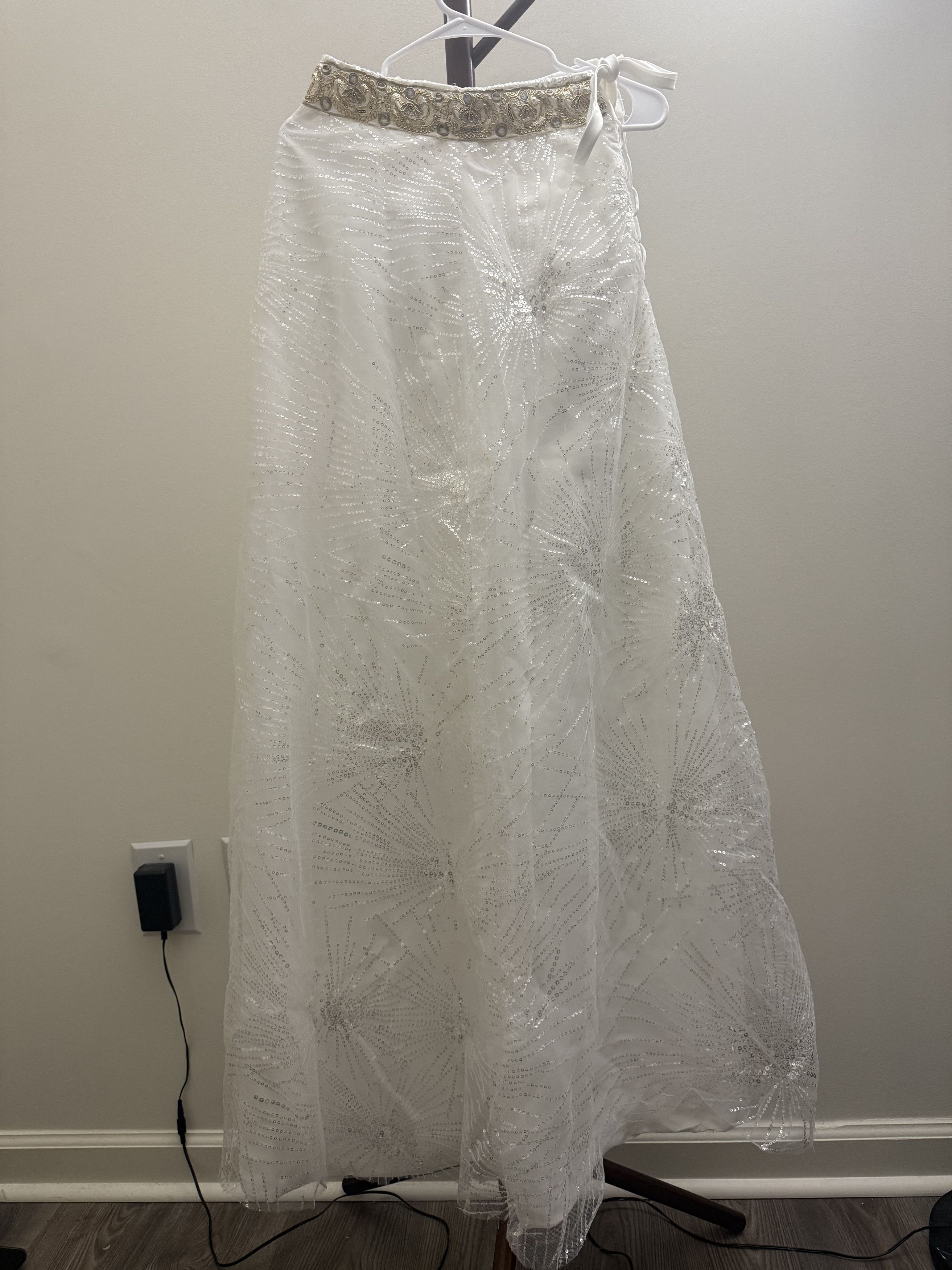 Other white dress Size M / US 6-8 / IT 42-44 - 2 Thumbnail