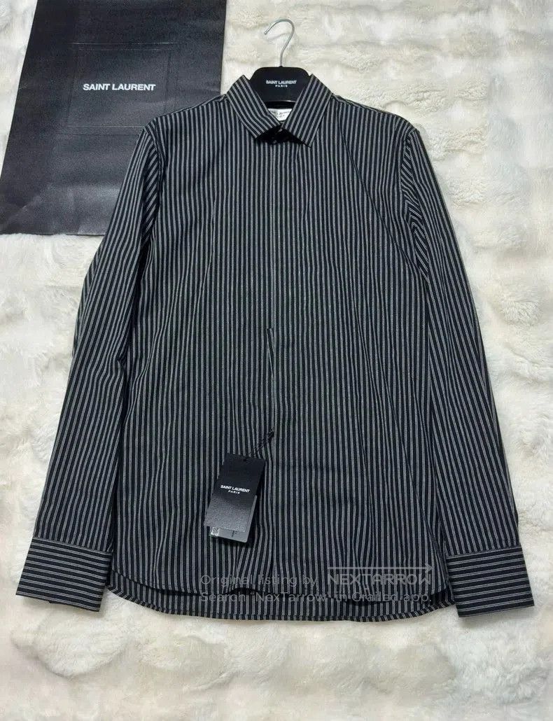 Saint Laurent Paris Saint Laurent Striped Shirt with Hidden Buttons. Size US M / EU 48-50 / 2 - 1 Thumbnail