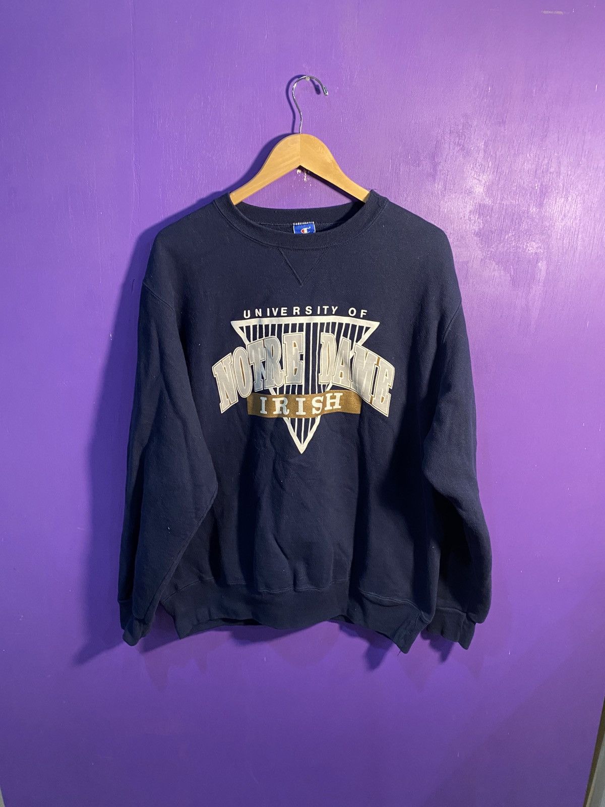 Champion Vintage 90s Champion Notre dame logo crewneck Size US XL / EU 56 / 4 - 1 Thumbnail