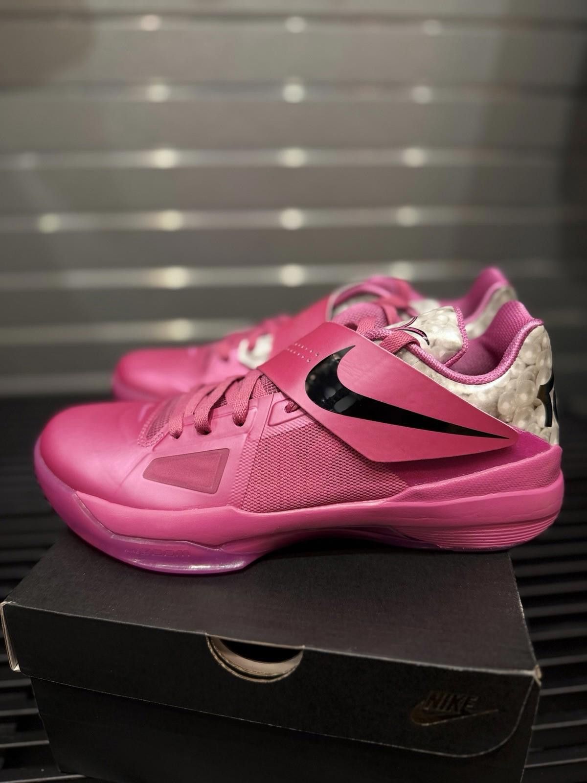 Nike Size 9 - Nike Zoom KD 4 “Aunt Pearl” - (HF9098-600) Size US 9 / EU 42 - 5 Thumbnail