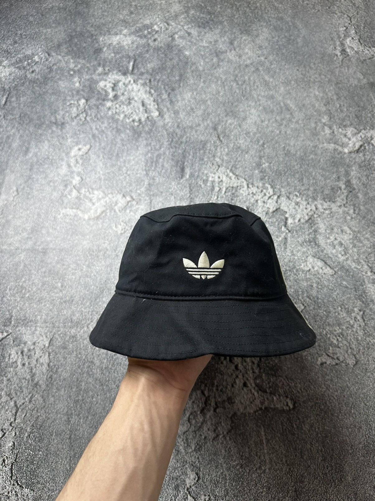 Adidas Adidas x Oasis 2025 Bucket Hat Size ONE SIZE - 1 Thumbnail
