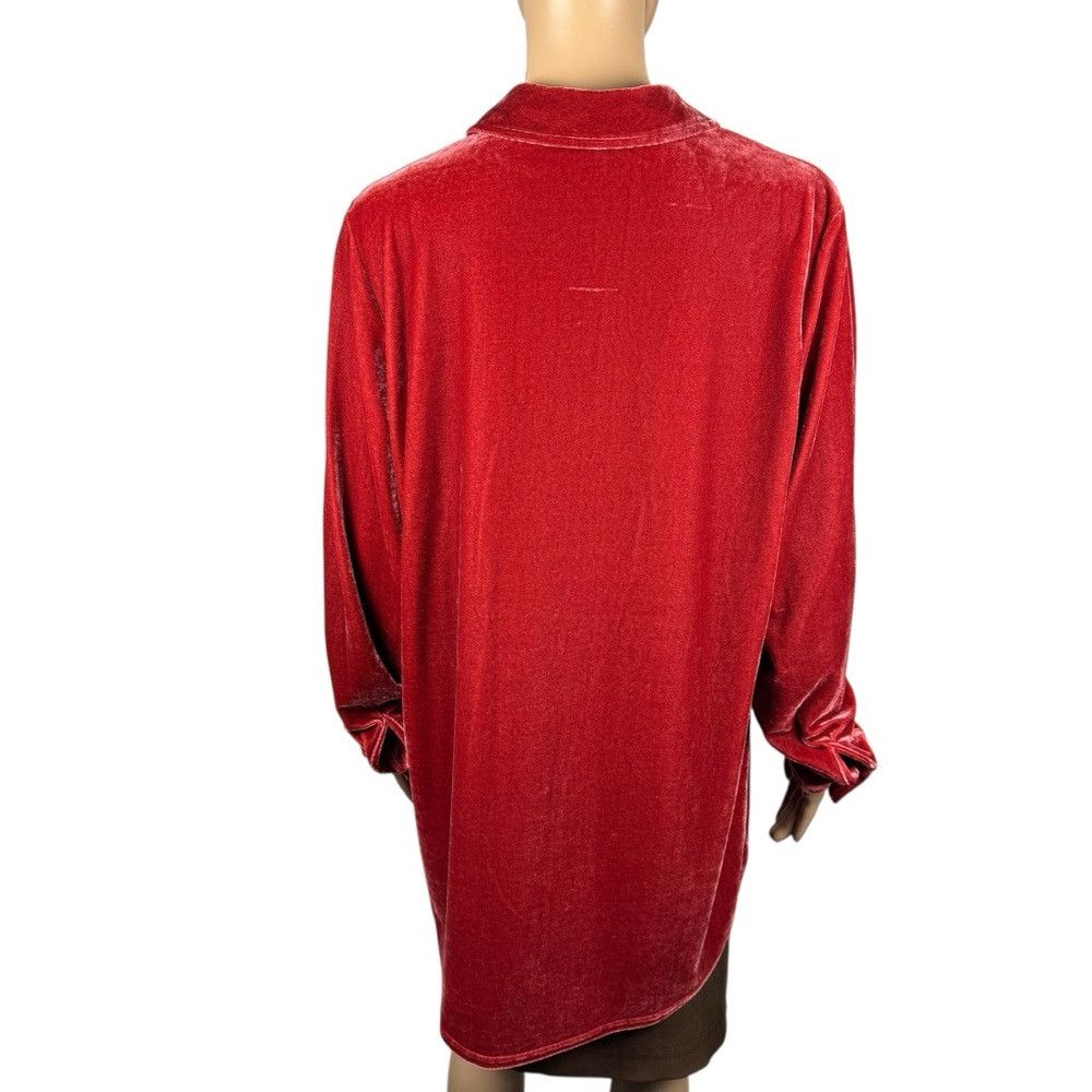 Soft Surroundings Soft Surroundings Red Velvet Button-Up Shirt Mixed Buttons Size M / US 6-8 / IT 42-44 - 5 Thumbnail