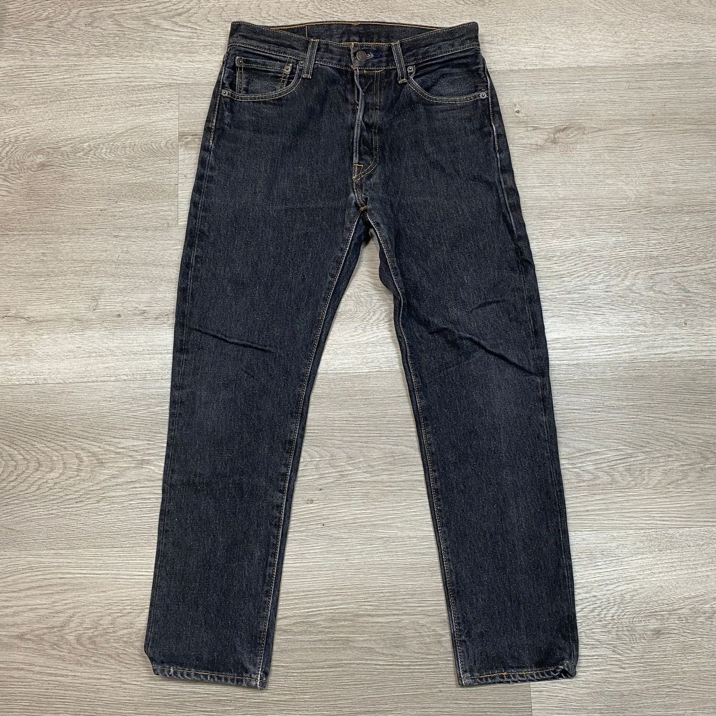 Levi's Levi's 501 Black Button Fly Straight Leg Jeans Men's 30x27 Size US 30 / EU 46 - 2 Thumbnail