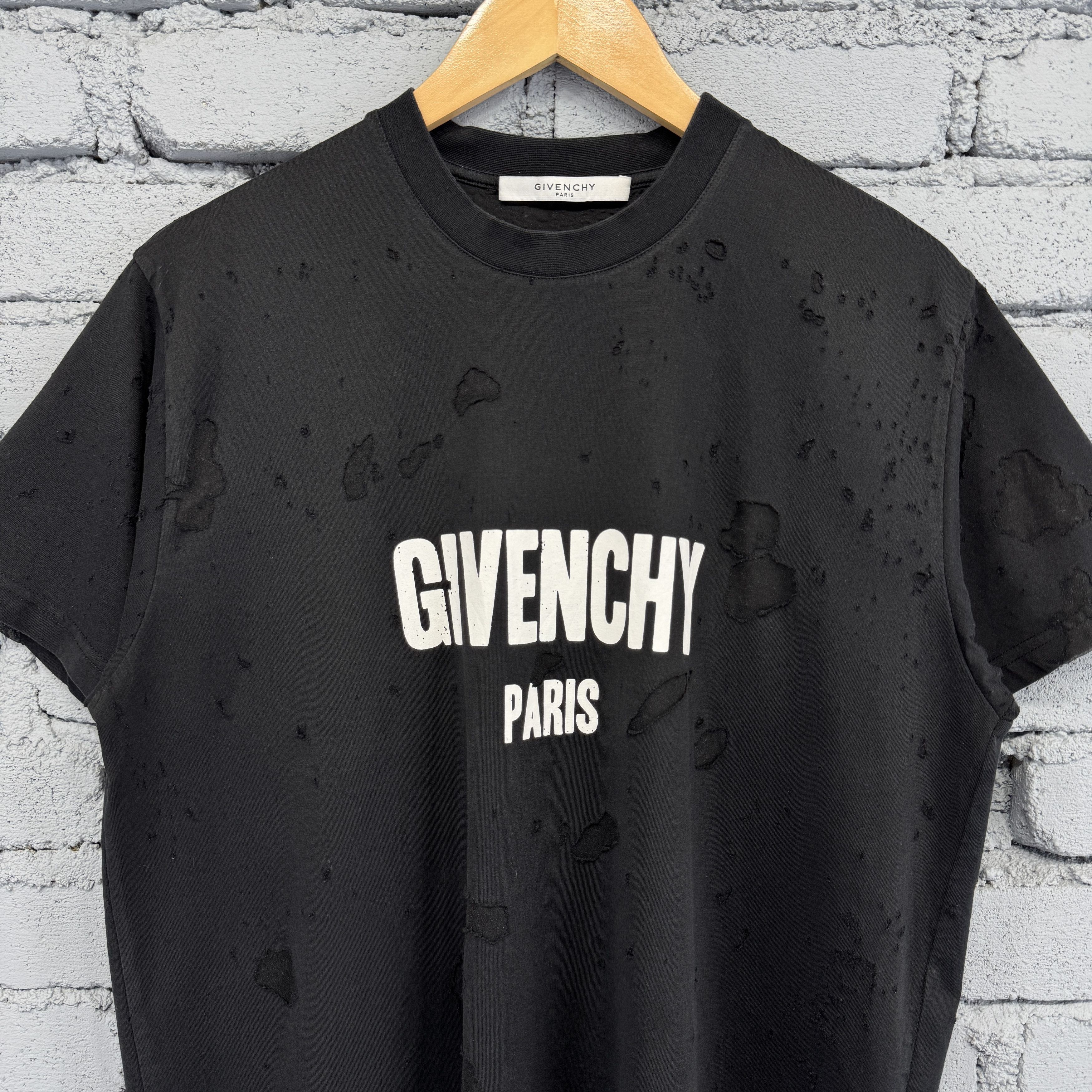 Givenchy Rare Givenchy Chest Logo Destruction Distressd Tshirt Size US XXS / EU 40 - 3 Thumbnail