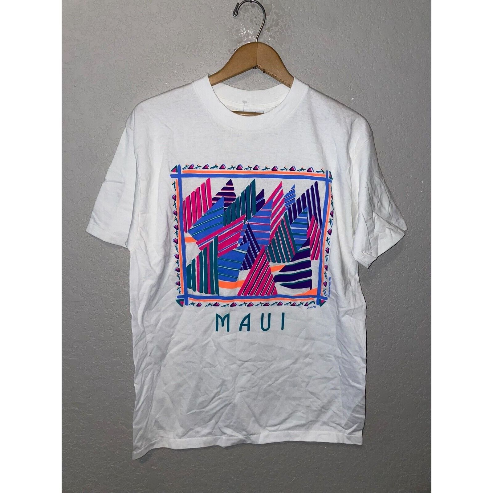 Vintage Vintage Maui Hawaii Eyecatcher Geometric Artwork White L Tee Size US L / EU 52-54 / 3 - 1 Thumbnail