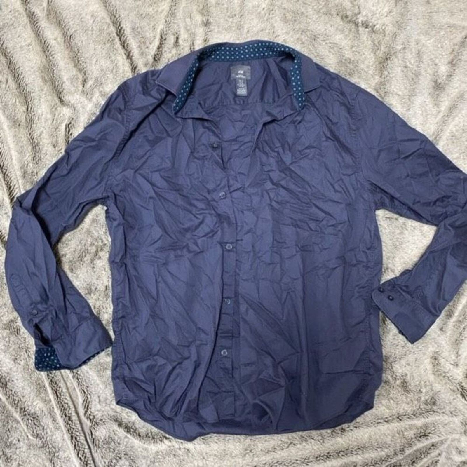 H&M H&M Slim Fit Blue Button-Front Long Sleeve Shirt | Sz XL Size US XL / EU 56 / 4 - 2 Thumbnail