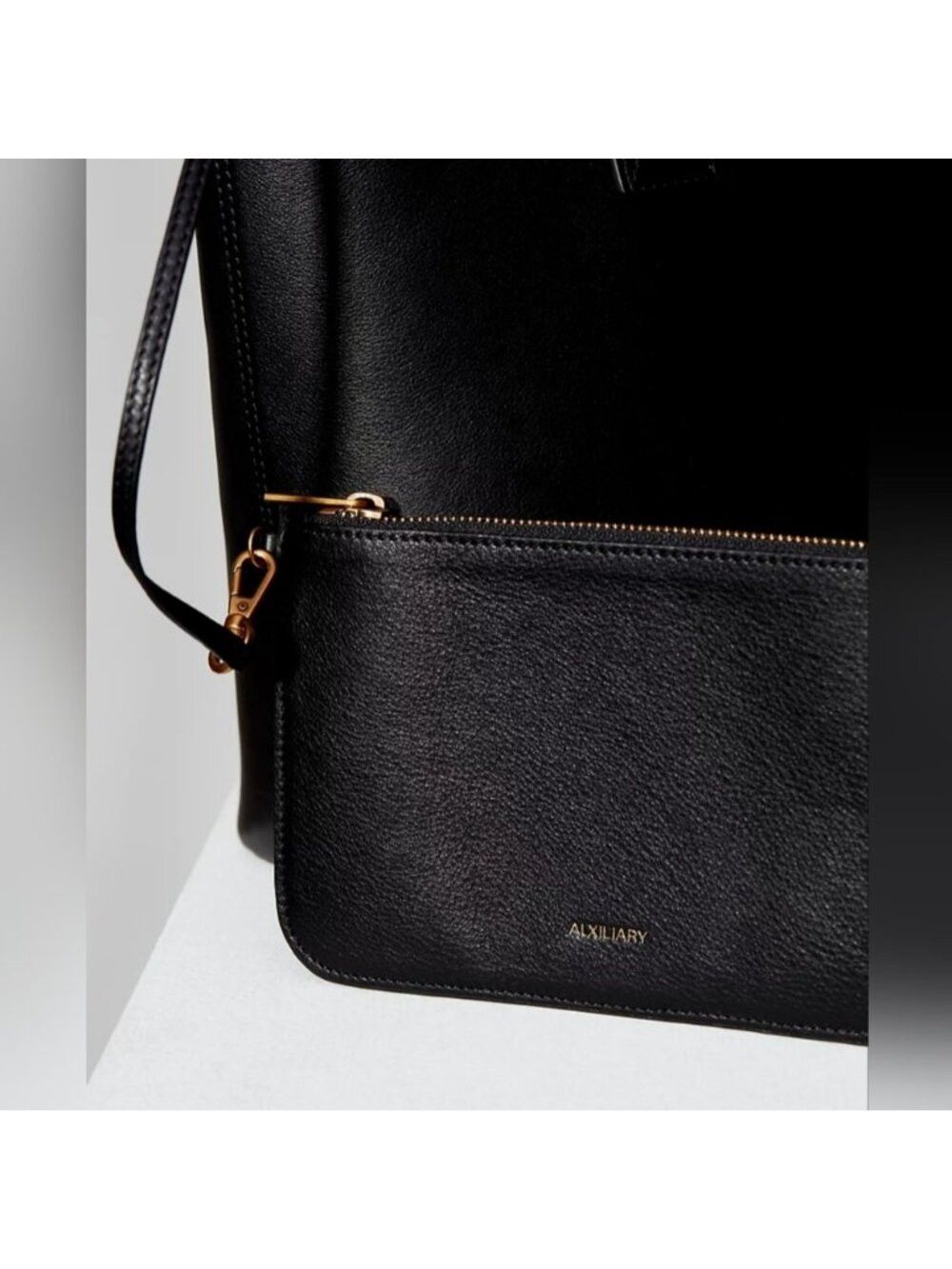 Aritzia Aritzia Auxiliary Black Leather Work Tote Bag Size ONE SIZE - 3 Thumbnail