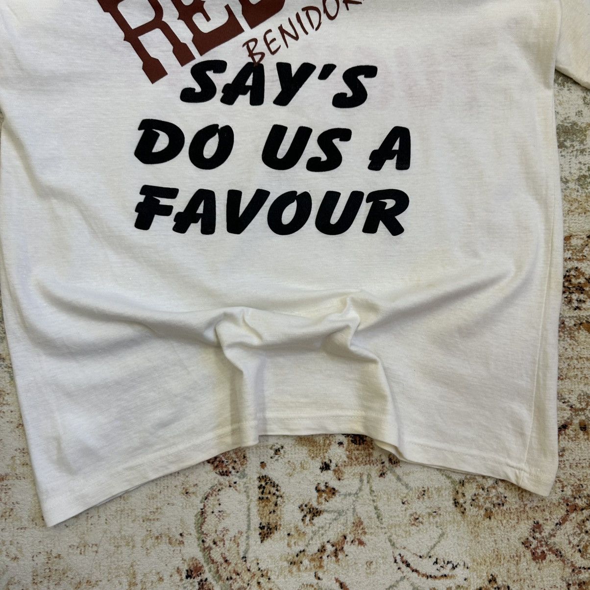 Vintage Vintage Adult “ Red Dog Benidorm Say’s Do US A Favour” Tee Size US XL / EU 56 / 4 - 6 Thumbnail