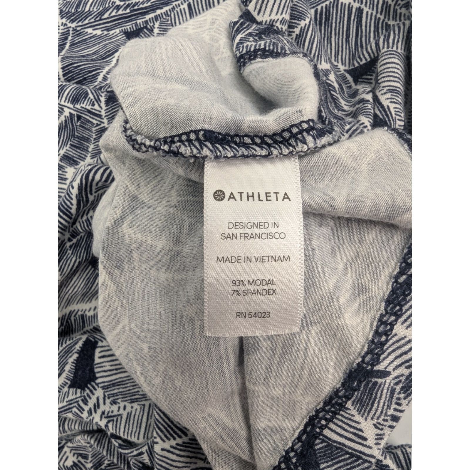 Athleta Athleta Midi Dress Womens M Blue White Strappy Sleeve Tank Dress Stretch Geometric Jersey 210914 Size M / US 6-8 / IT 42-44 - 6 Thumbnail