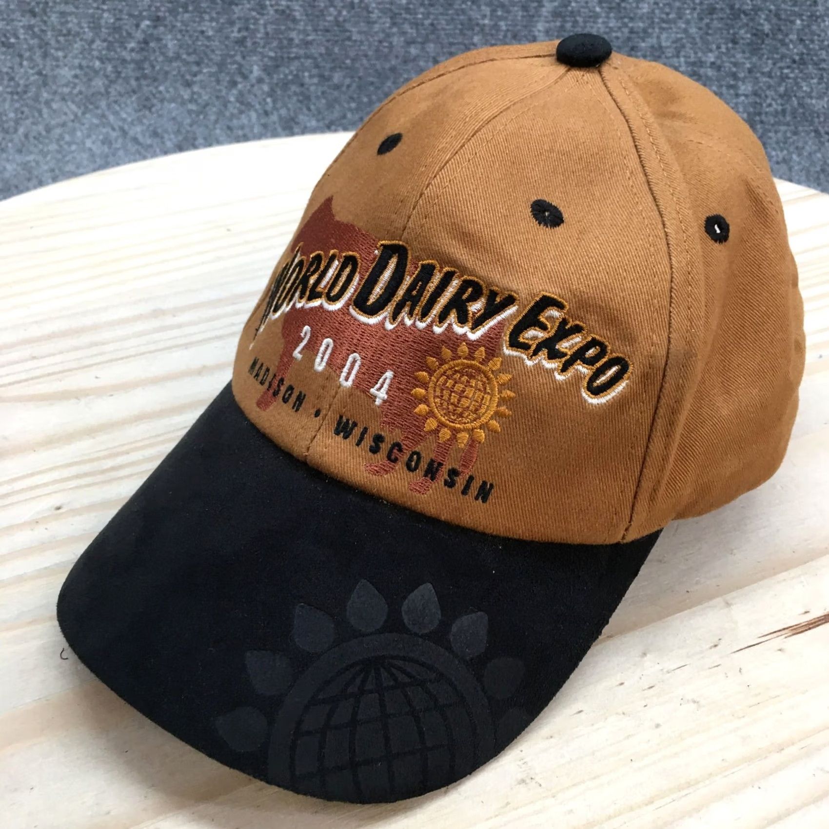 Vintage World Diary Expo 2004 Baseball Cap Hat Mens Size One Brown Adjustable Legend USA Size ONE SIZE - 2 Thumbnail